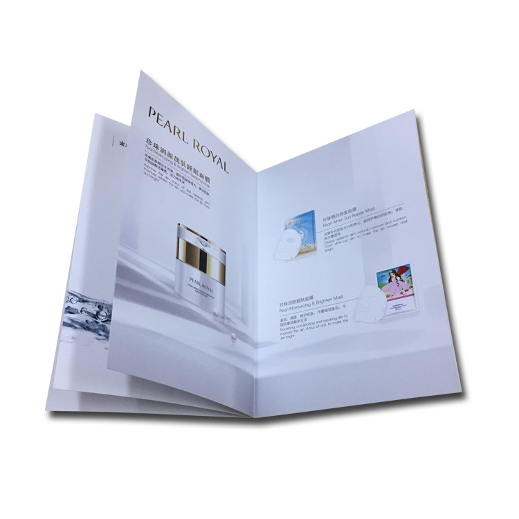 โบรชัวร์กระดาษอาร์ตเวิร์ก การพิมพ์หนังสือ Cmyk 4 Color Offset Printing