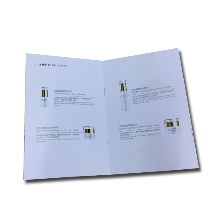 โบรชัวร์กระดาษอาร์ตเวิร์ก การพิมพ์หนังสือ Cmyk 4 Color Offset Printing