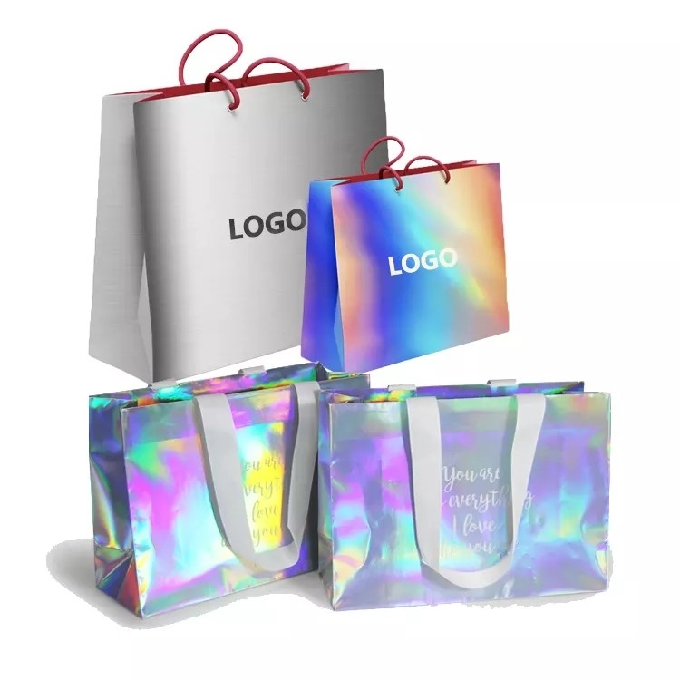 กระเป๋าใส่เสื้อผ้าฟอยล์สีเงินแวววาว Holographic Cmyk Color